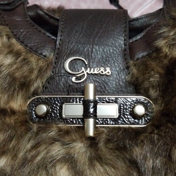 Guess Bag - Picture 3 of 8